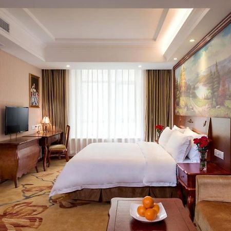 Vienna Hotel Puning South Huancheng Road High-Speed Train Station Bagian luar foto