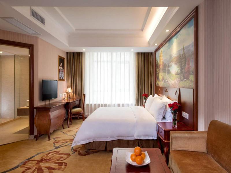 Vienna Hotel Puning South Huancheng Road High-Speed Train Station Bagian luar foto