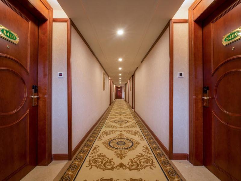 Vienna Hotel Puning South Huancheng Road High-Speed Train Station Bagian luar foto